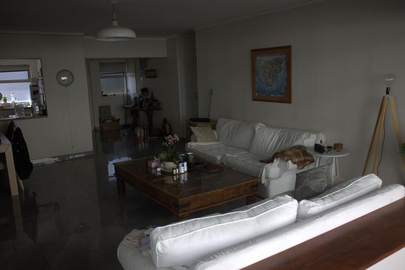 To Let 2 Bedroom Property for Rent in Sea Point Western Cape